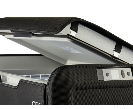 Защитный чехол для автохолодильника Dometic CFX3 45, Чехлы: CFX3 45, фото № 3 Защитный чехол для автохолодильника Dometic CFX3 45, Чехлы: CFX3 45, фотография № 3 в интернет-магазине «ВТачку»