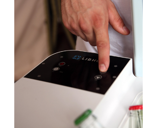 Компрессорный автохолодильник Libhof X-18, Объём холодильника: 17 литров, фотография № 12 в интернет-магазине «ВТачку»