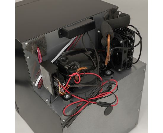 Компрессорный автохолодильник Meyvel AF-DB50X, Объём холодильника: 50 литров, фотография № 22 в интернет-магазине «ВТачку»