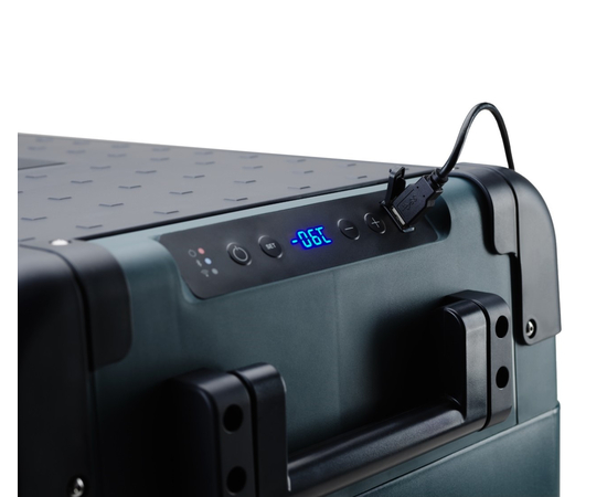 Компрессорный автохолодильник Dometic CFX2 28, Объём холодильника: 28 литров, фотография № 4 в интернет-магазине «ВТачку»