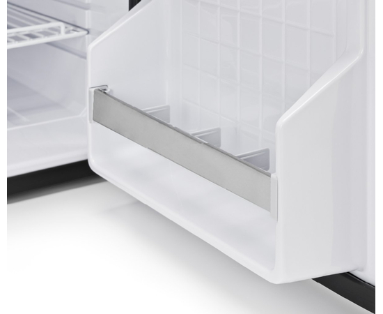 Встраиваемый автохолодильник Indel B Elite EL65 OFF, Объём холодильника: 65 литров, фотография № 6 в интернет-магазине «ВТачку»