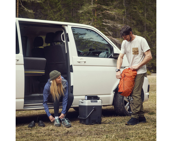 Портативная зарядная станция Dometic PLB15, Другие модели из линейки: PLB15, фотография № 7 в интернет-магазине «ВТачку»