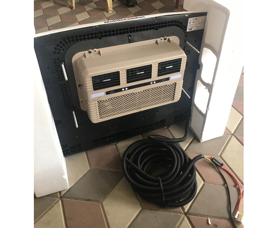 Автомобильный кондиционер MobileComfort MC3224T (24B), фото № 8 Автомобильный кондиционер MobileComfort MC3224T (24B), фотография № 8 в интернет-магазине «ВТачку»